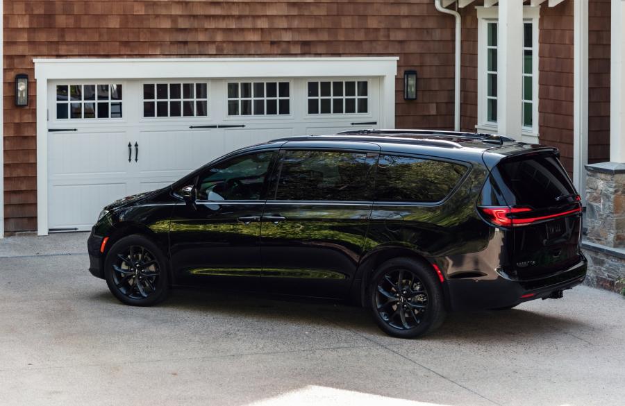  Chrysler Pacifica Limited S Appearance Package AWD (RU) 2020 года  (фото 41 из 70)